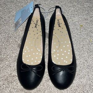 NWT Cat & Jack girls black flats size 2